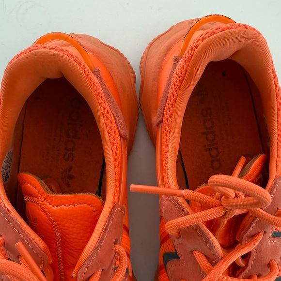 Adidas Ozweego - Picture 5 of 7